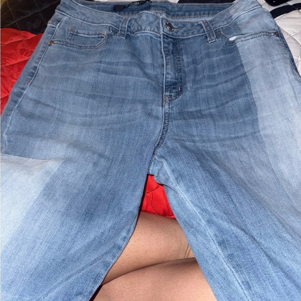 Simply Vera Light Blue Denim Jeans Size 6